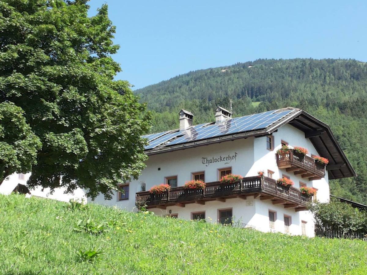 Gruppenhaus Thalackerhof Brunico Exteriér fotografie
